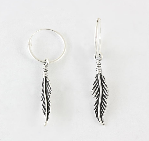 Kingsley Ryan - Dangly Feather Silver Ear Hoops